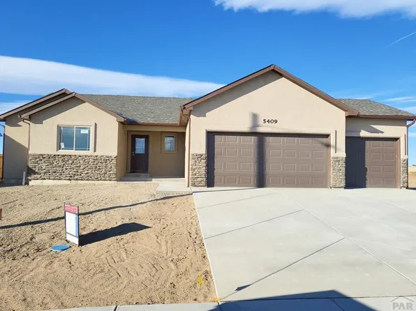 5409 Gannet Ln, Pueblo, CO 81008
