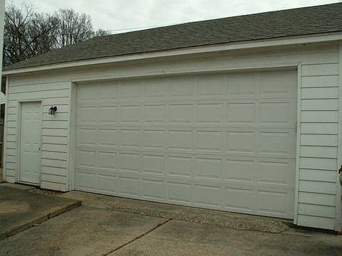 Detached Garage