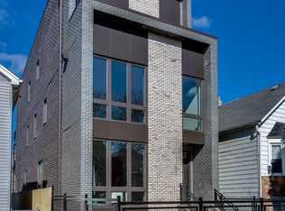 1702 N Washtenaw Ave #3, Chicago, IL 60647
