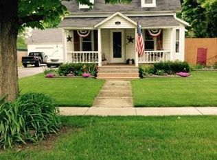 252 W Battle Creek St, Galesburg, MI 49053