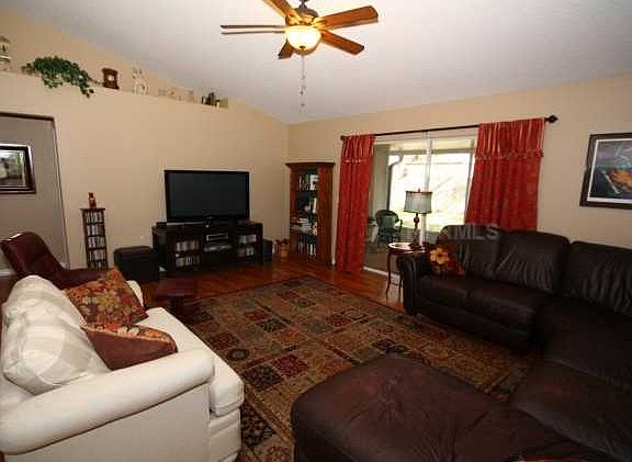 4th image of 11717 Sycamore Pl