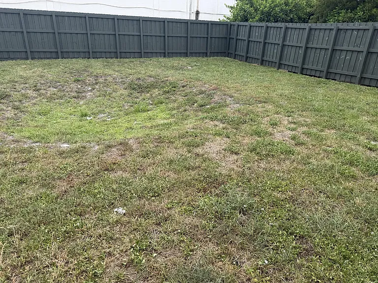 2604 NW 20th St — Photo 8