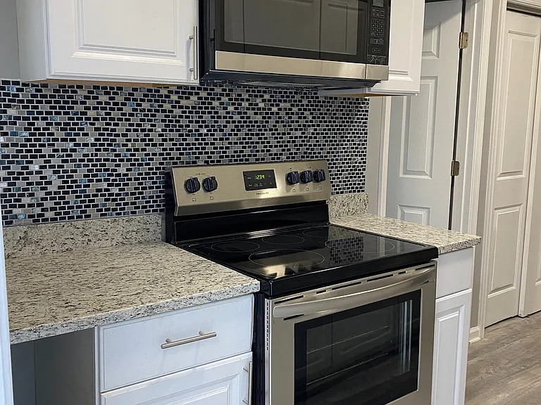 2922 Grantley Ave — Photo 16