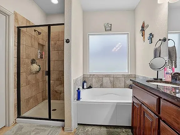 1606 San Francisco Ave — Photo 24
