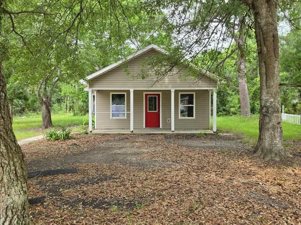 12099 Highland Ave, Gulfport, MS 39503
