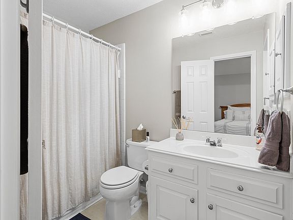 5th image of 1514 Pecan Crossing Dr