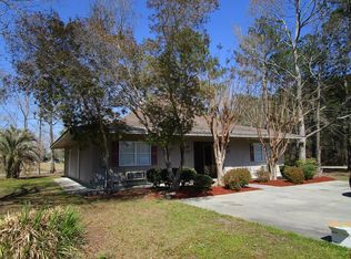 10 Parkplace Dr, Manning, SC 29102