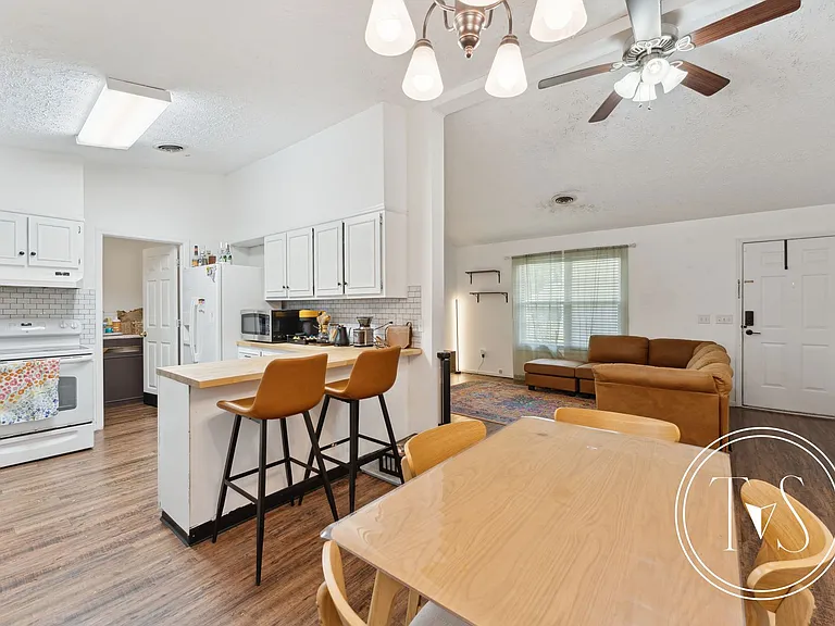 32 Gregory Ct — Photo 13