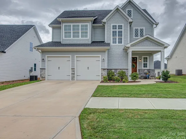 208 Meyers Ridge Rd, Cramerton, NC 28032