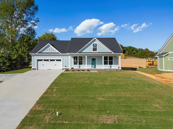 212 Sentry Oaks, Chickamauga, GA 30707