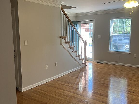 3rd image of 142 Eagle View Private Dr #142-PVT