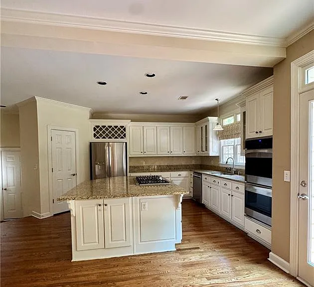 980 Gunter Ct — Photo 6