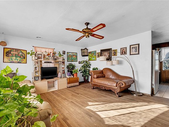 4th image of 1434 S Monte Northeast Rd