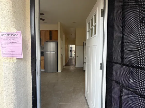 8715 Regina Ct #600, Los Angeles, CA 90044