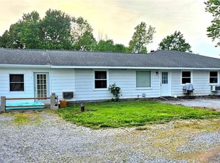 6929 Apple Ln, Carbondale, IL 62902