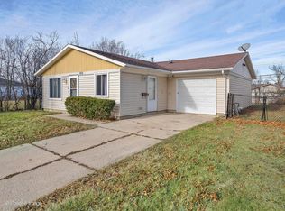 505 Concord Ct, Chicago Heights, IL 60411