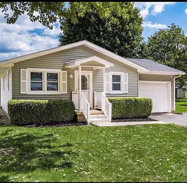 1st image of 246 Jacqueline Dr