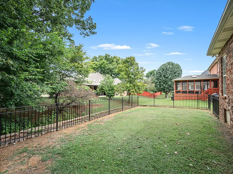 131 White Cloud Trl — Photo 35