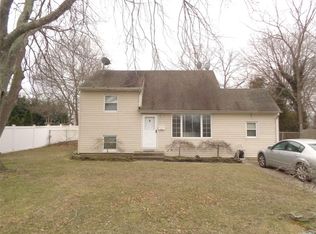 126 Adams St E, East Islip, NY 11730