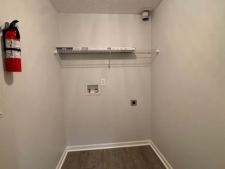 Woodfield — Photo 19