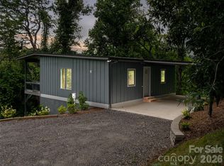 20 Cane Creek Ln, Fairview, NC 28730