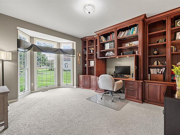 5th image of 12448 Bentley View Ct