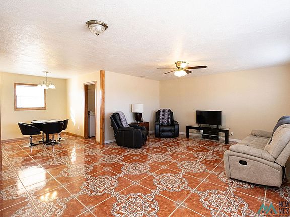 4th image of 1304 Hondo St