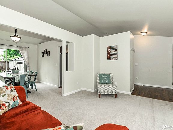 5th image of 13506 48th Dr SE