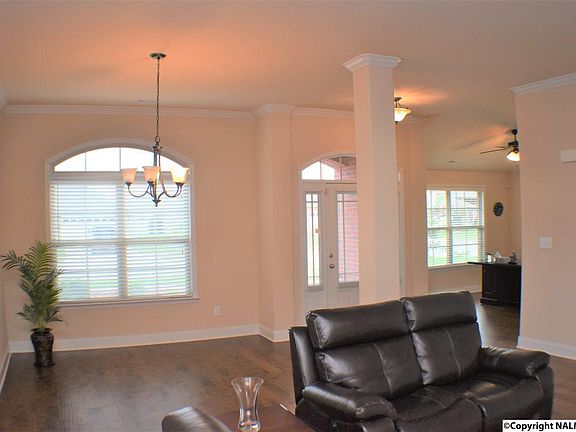 3rd image of 2527 Marline Ln
