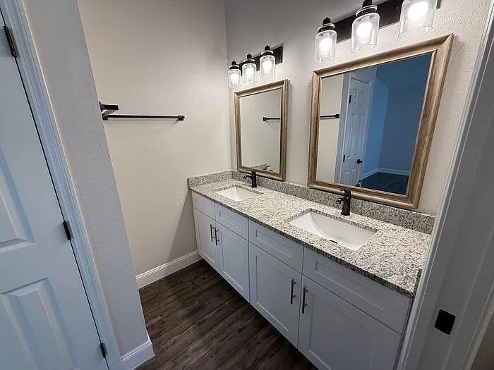 8844 Grand Palms Cir #B — Photo 13