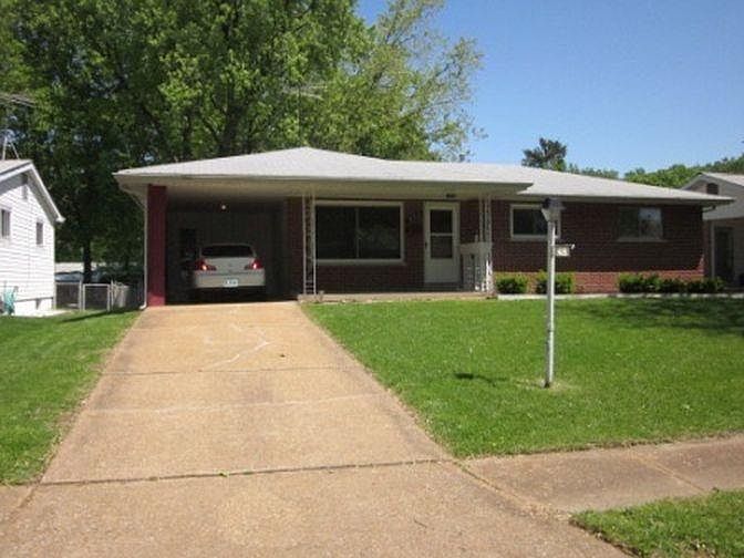 1st image of 253 Alma Dr #253