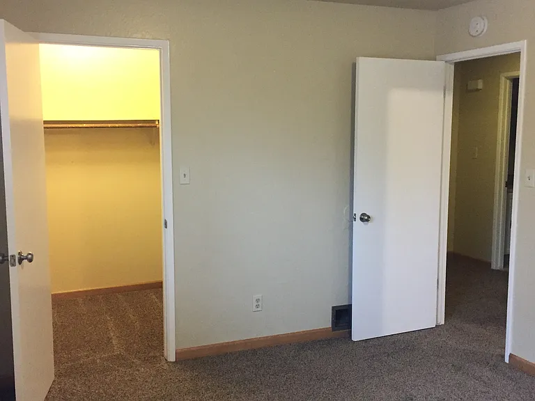 216 A St #B — Photo 7
