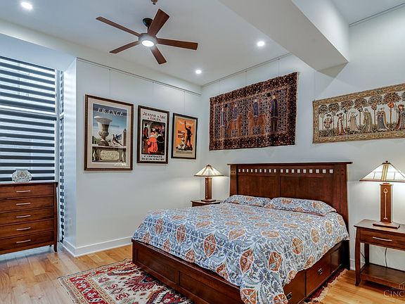 5th image of 15 W 4th St Unit 410