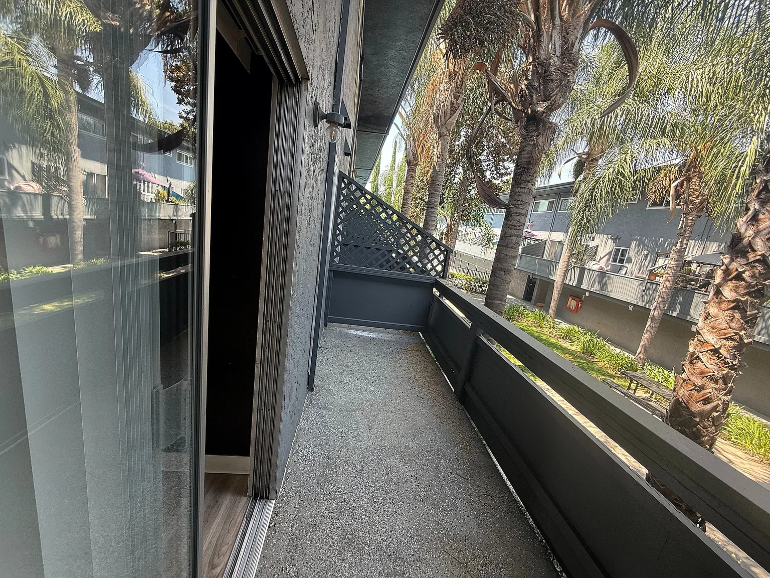 Converge Townhomes — Photo 4