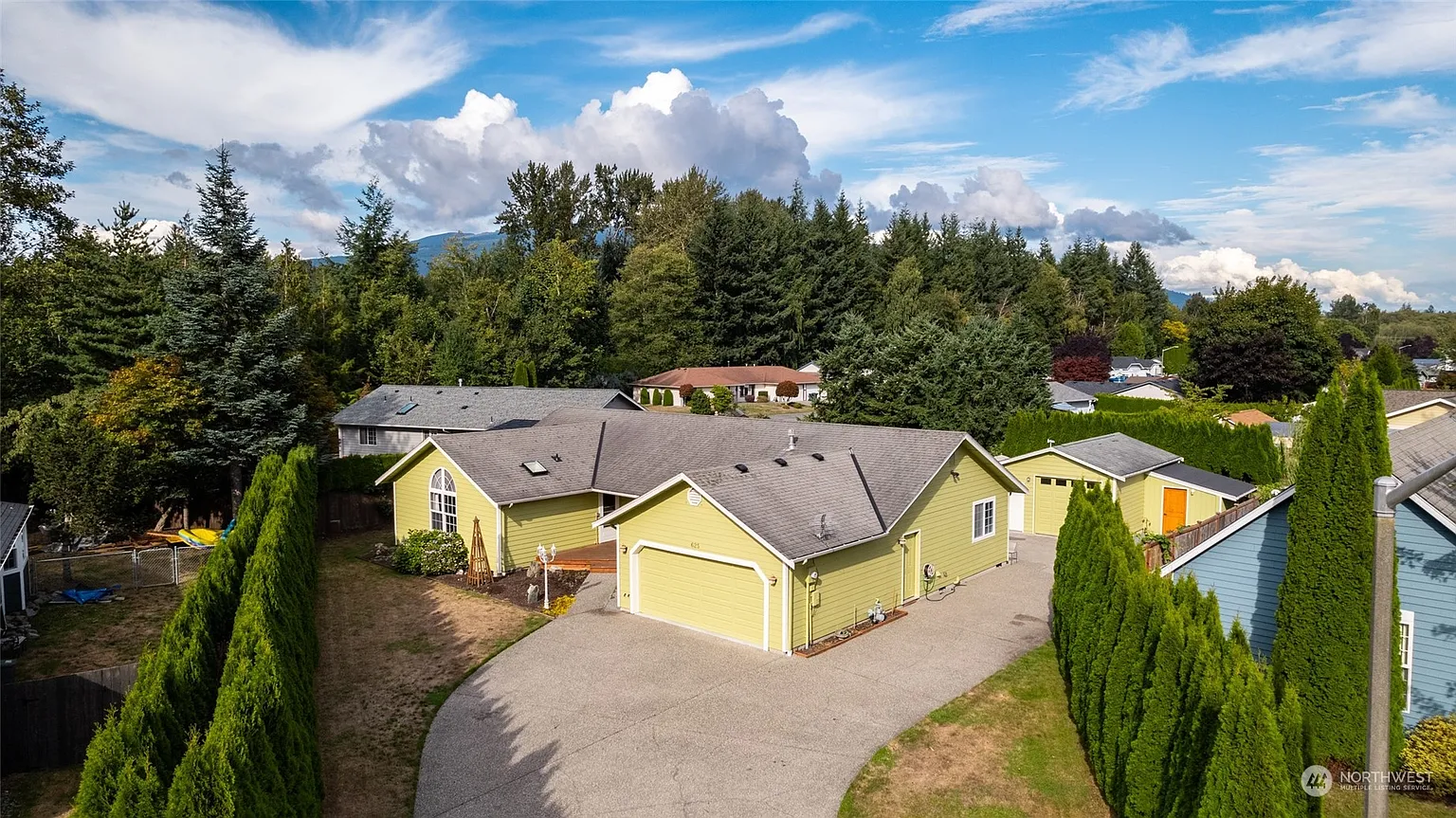 625 Cedar Tree Drive photo 1