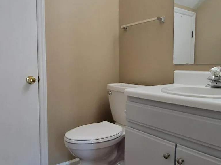 105 Sunshine Ln #A — Photo 24