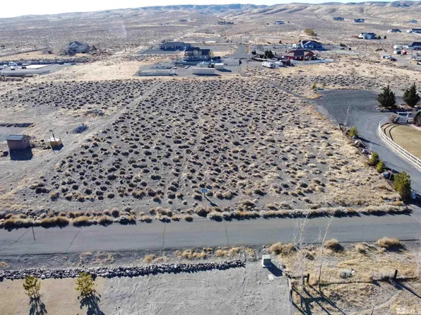 3425 Drayer Ln, Fernley, NV 89408
