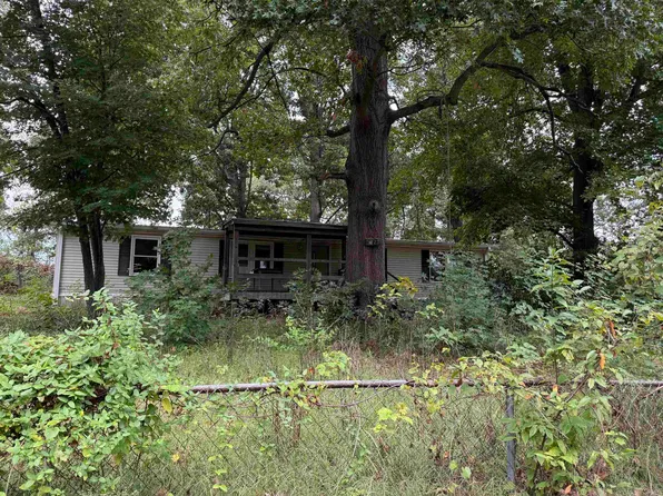 1225 Jackson Ave, Waynesboro, VA 22980