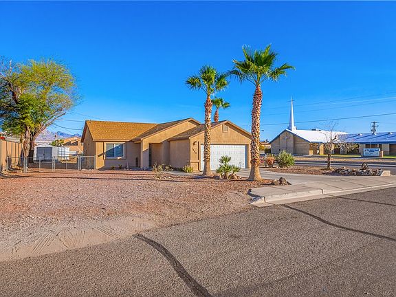 4th image of 1365 Agate Avenue