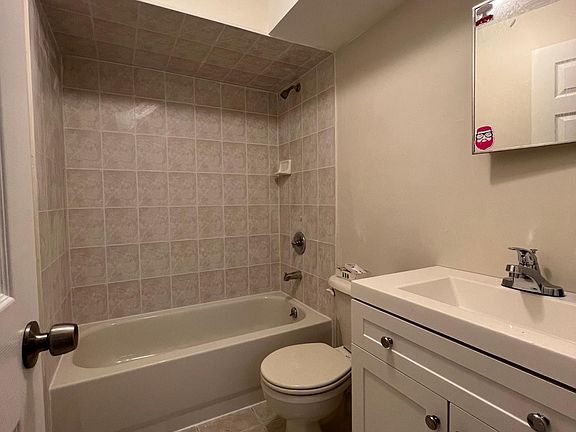 2nd image of 291 Lockman Ave Floor Basement