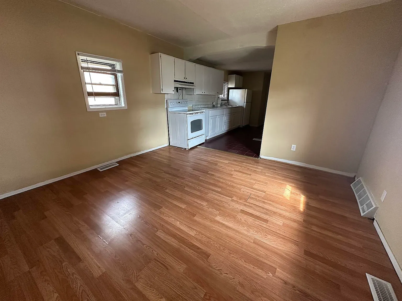 1 bed, 650 sqft, $500 — Photo 4