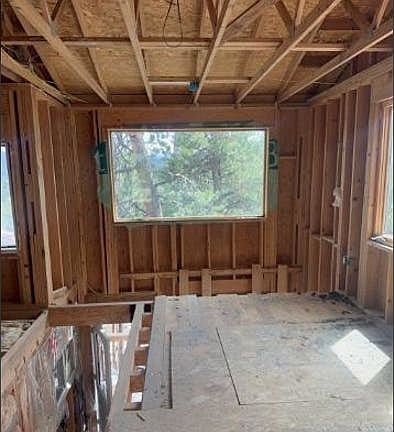 5th image of 540 Royal Dr