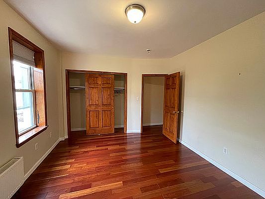 4th image of 97 Gelston Ave #1