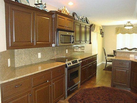 2nd image of 363 Meadowridge Cir