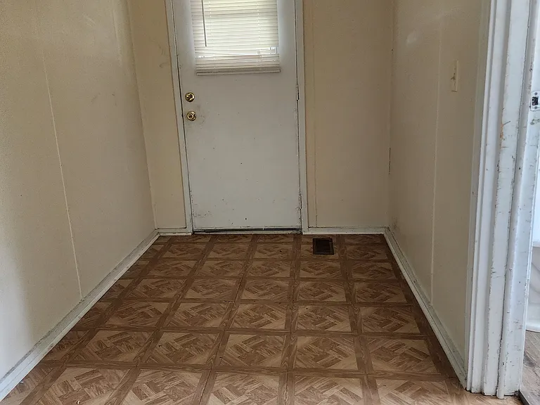 319 Smith Ave #3 — Photo 8
