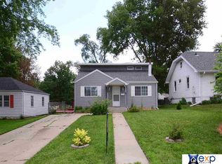 7706 Maywood St, Ralston, NE 68127