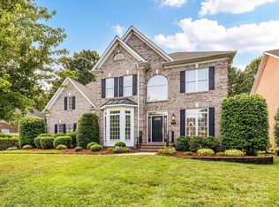 5434 Shoal Brook Ct, Charlotte, NC 28277
