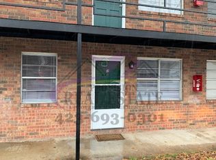 621 4th St NW APT 2, Cleveland, TN 37311