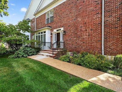 212 Gay Ave, Saint Louis, MO, 63105