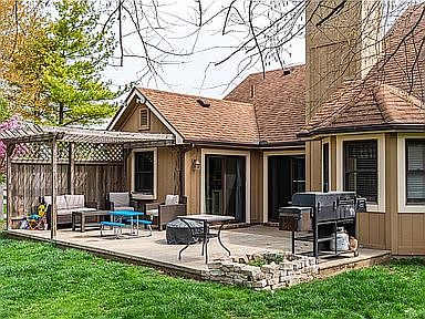 2nd image of 699 Walden Way
